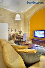 AX Palazzo Capua - Image 2