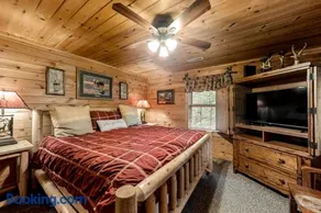 Upscale Cabin W Hot Tub Sleeps 22 Game Room Pool - Image 5