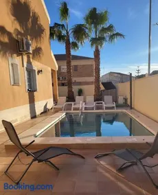King`s Apartments - Image 1