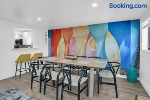 Surfs up - 4 Bdrm House W Pool - Image 1