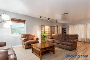 Millcreek Home, Quick Access to Canyons and Skiing - Image 1