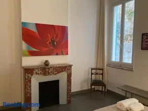 Spacieux appartement T4 avec cours privée - Image 4