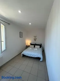 L'Adrien Hébrard parking facile - Image 3