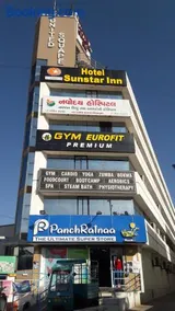 Hotel Sunstar Inn - Image 1