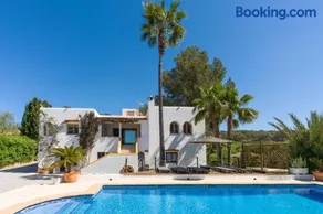 Asteria Eco Finca Sustainable 6 Bedroom Nature Retreat near UNVRS Ibiza - Image 1