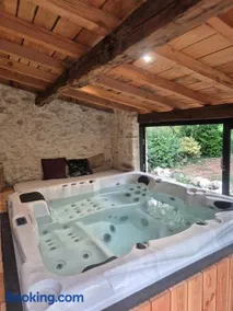La Maison Or Azur- Spa Jacuzzi- Terrasse - Vue Nature - Image 1