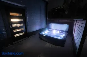 Arctic Iglu Levi - Image 3