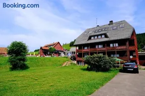B Und B Titisee Hotel Sonnenmatte Nahe Badeparadies - Image 2