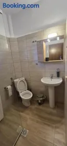 Ziakas Rooms - Image 5