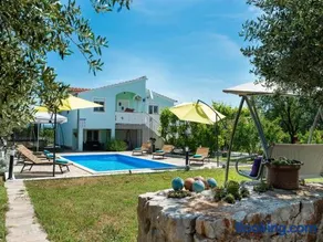 Holiday House Marina with pool - Image 1