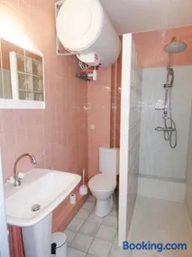 Studio charmant dans Brioude - 25 m² avec terrasse et parking - Image 3