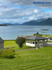 Senja seaside retreat - Image 4