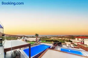 Kamelia Luxury Villa 2 - Image 2