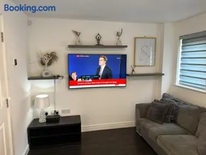 Amersham Park Apartment - Image 2