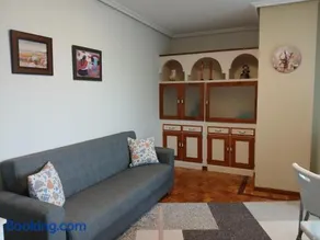 Puerta la Villa - Image 3