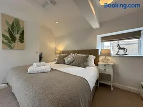 Wothorpe House, 3 bed Stamford Centre by Belmont Places - Image 3