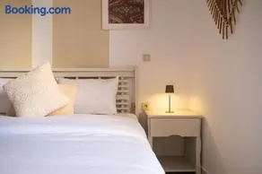 Elegant & Classy Apartment - Fantastic Location! Tanger Boulevard - Image 1