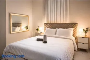 apt with private hot pool - Image 3