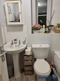 Desborough home for short term rent - Image 3
