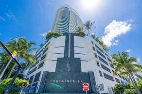 Fontainebleau Miami Resort - Image 2