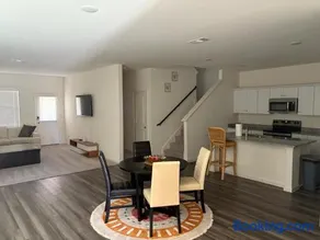 ELVACAF Luxury Suites - Image 1