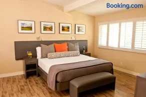 Calistoga Spa Hot Springs - Authentic Hot Springs Spa & Resort - Image 4
