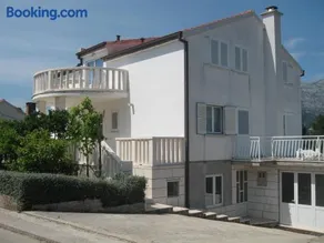 Apartments Ćenan - Image 4