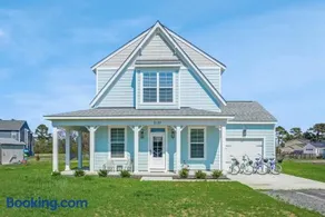 Play By The Bay - Brand-new Home close to the beach! - Image 1