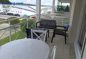 Superbe appartement en face de la plage avec piscine sauna et petite vue mer - Image 4
