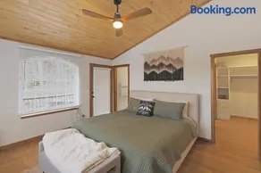Designer A-Frame Luxury Mountain Home - Image 2