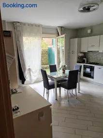 Domus Parca Apartment, Host: Shamira - Image 4