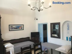 Katsinaros House - Image 4