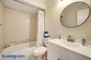 Coastal Retreat Near Downtown Stuart - Image 2