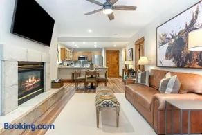 106 Pinecone Lodge - Image 5