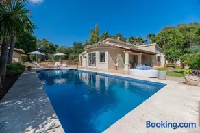 NEW beachside Villa with private pool - Image 1