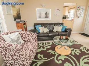 Little Gem Lodge - Image 3