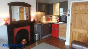 Apartment Chic - Image 2
