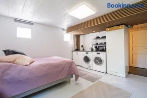 Guest apartment with authentic Finnish wooden sauna, 10 min drive from the airport - Image 3