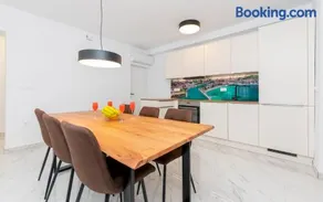 Apartman Luka - Omis - Image 4