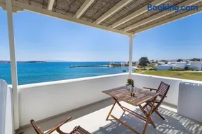 La Mer Seaside Apartments - Image 1