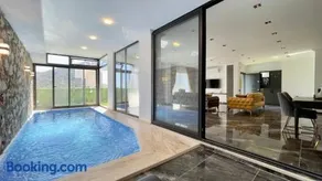 Akbel 1 bedroom apartment villa with private pool - Image 1