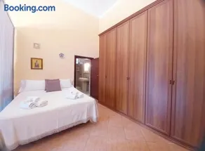 Casa delle Tholos - Image 2