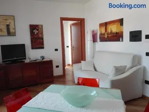 Roccesarde Apartment - Image 2