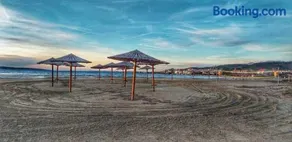 Sandy beach apartments - Image 5