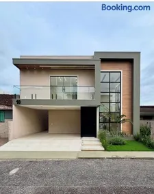 Aluga-se casa em condomínio com duas suítes e piscina - Image 1