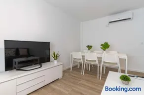 Hauzify I Apartament Pedrera - Image 1