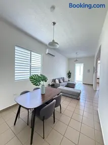 Apartment Close to Beach & Private Parking - Image 2
