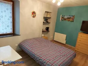 Chambre dans un ecrin de verdure - Image 1