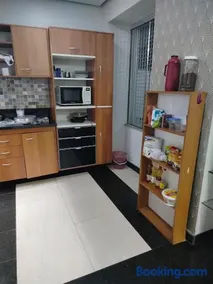 Apartamento em Adrianópolis confortável - Image 3