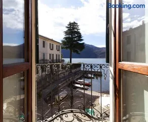 Mamma Ciccia Holiday Home - Lake Front Apartment - Image 1